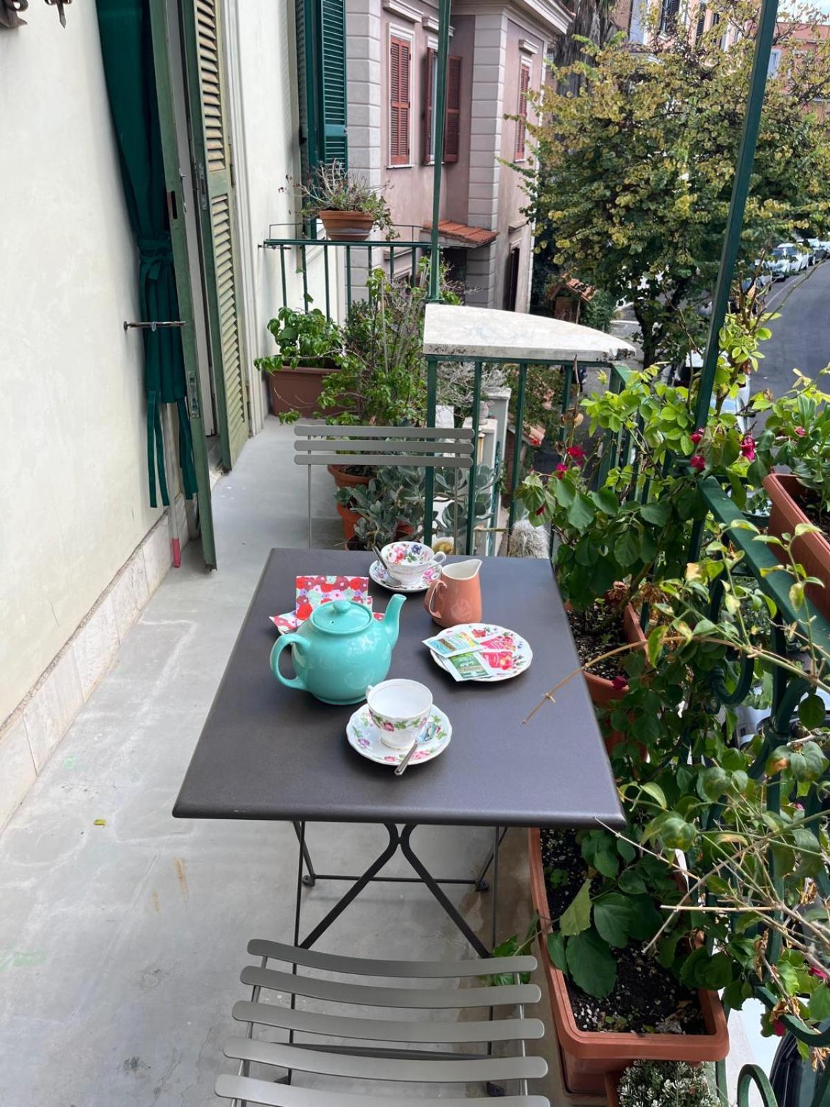 Alojamento de Acomodação e Pequeno-almoço Da Monica Roma